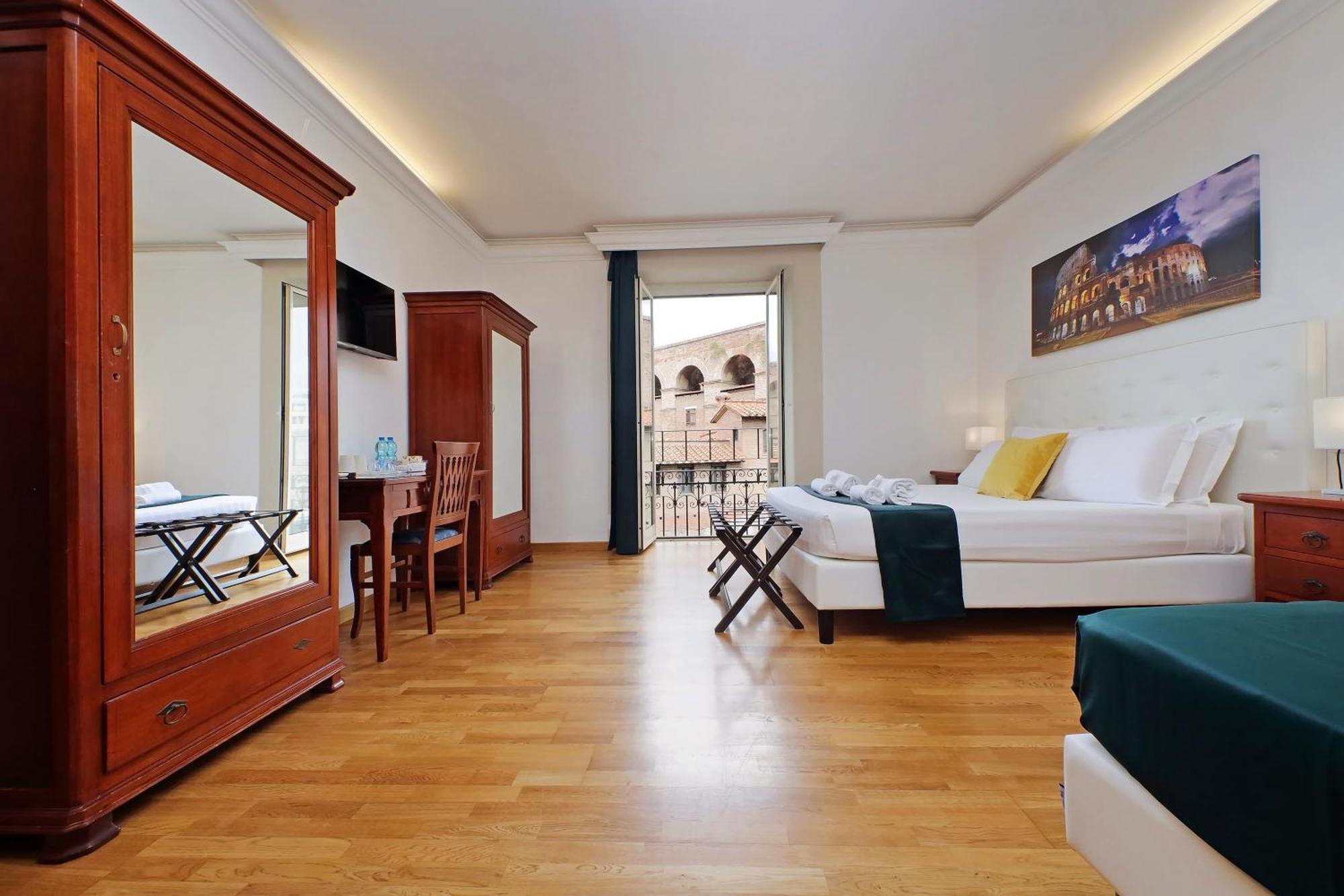 Romulus Rooms Luaran gambar