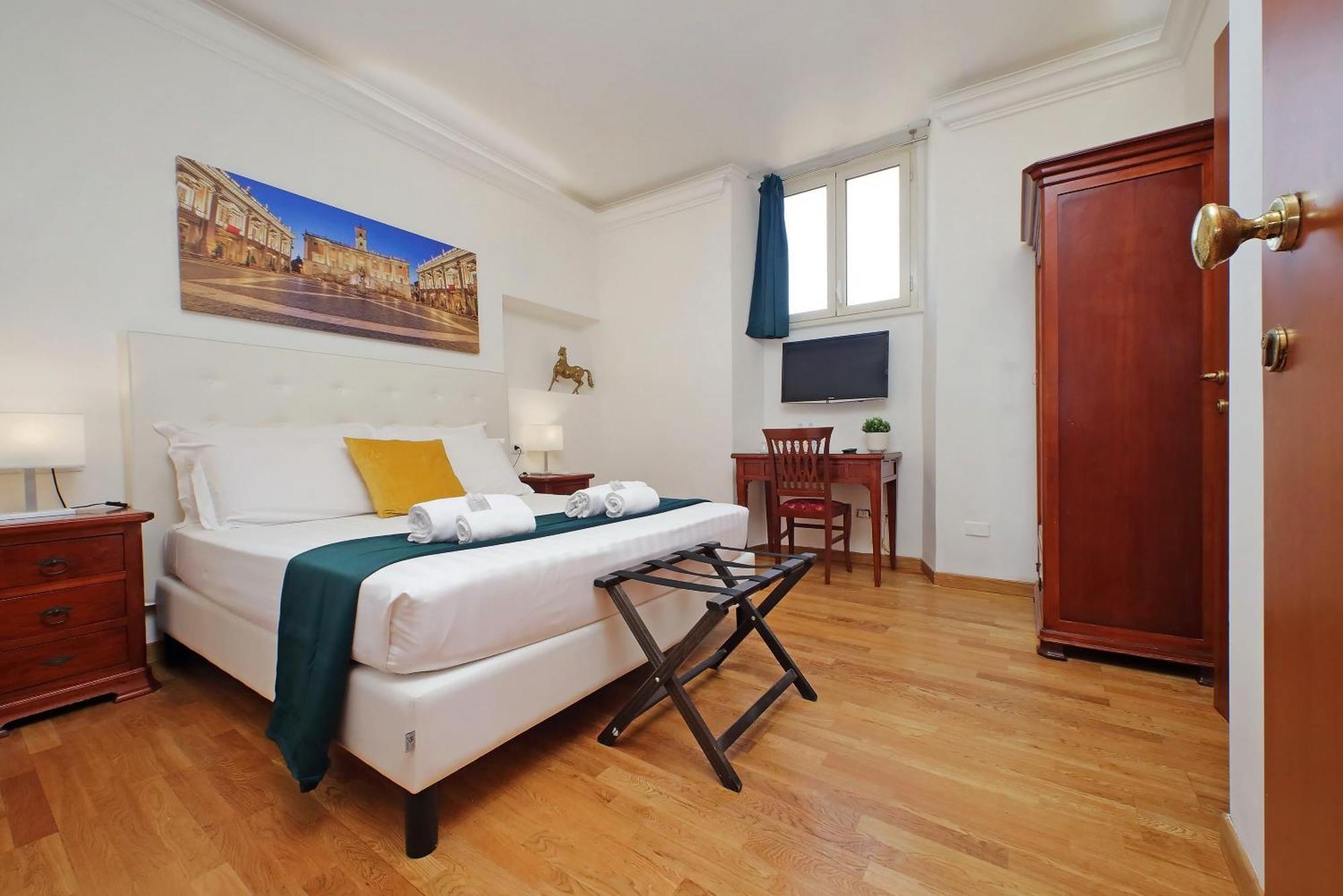 Romulus Rooms Luaran gambar